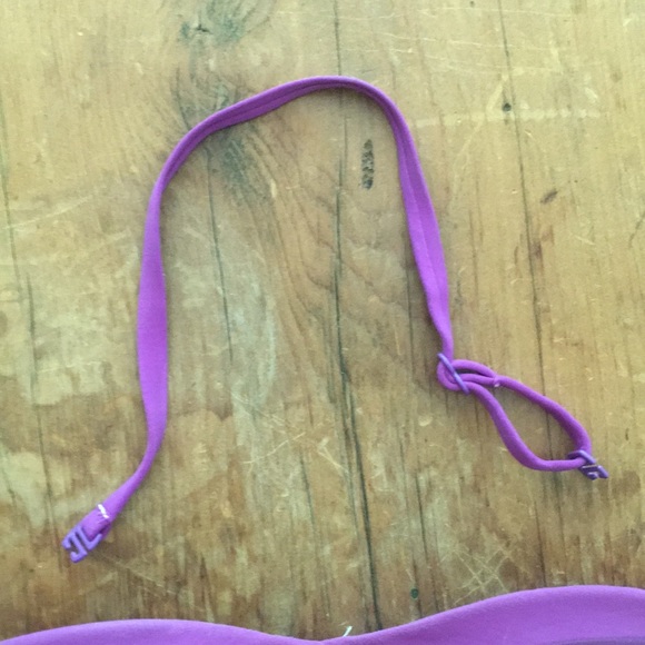 Lands’ End plum bikini top with detachable strap! - Picture 3 of 7